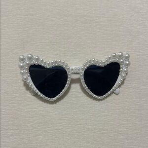 Heart-Shaped Pearl Embellished Sunglasses